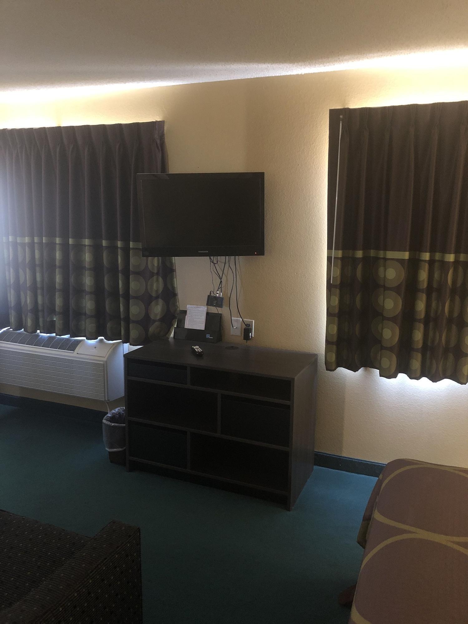 Super 8 By Wyndham Florence Co Buitenkant foto