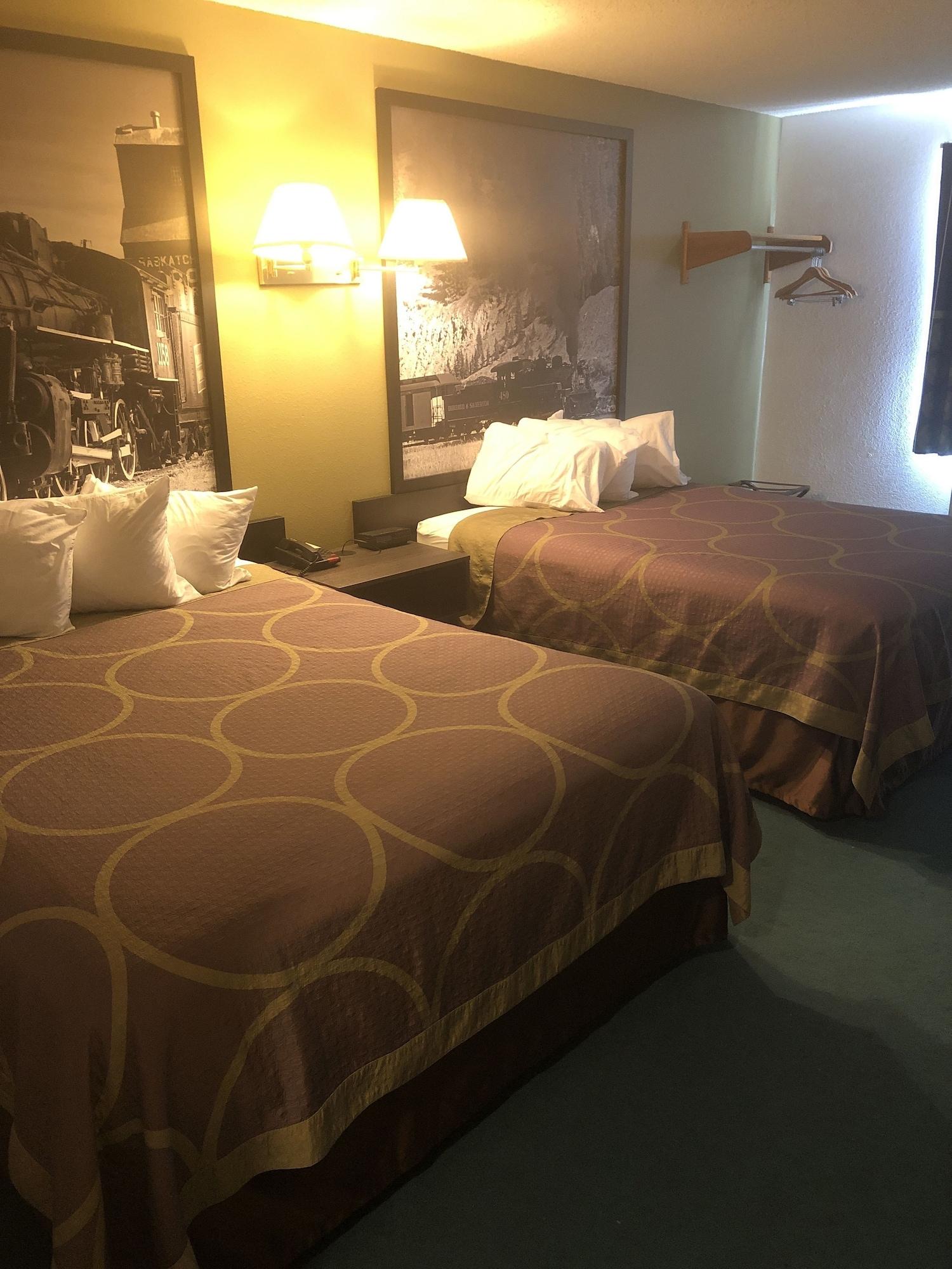 Super 8 By Wyndham Florence Co Buitenkant foto