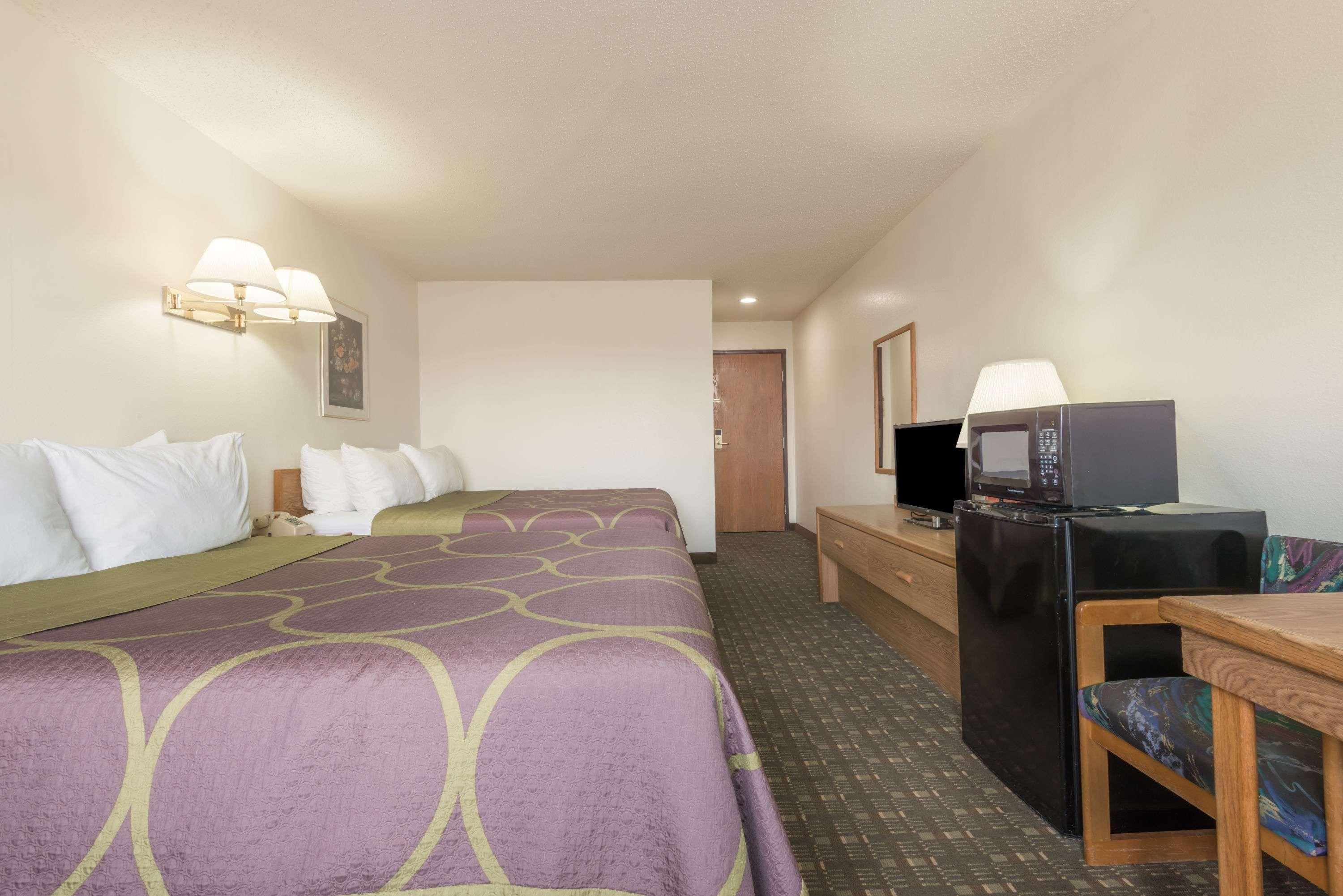 Super 8 By Wyndham Florence Co Buitenkant foto
