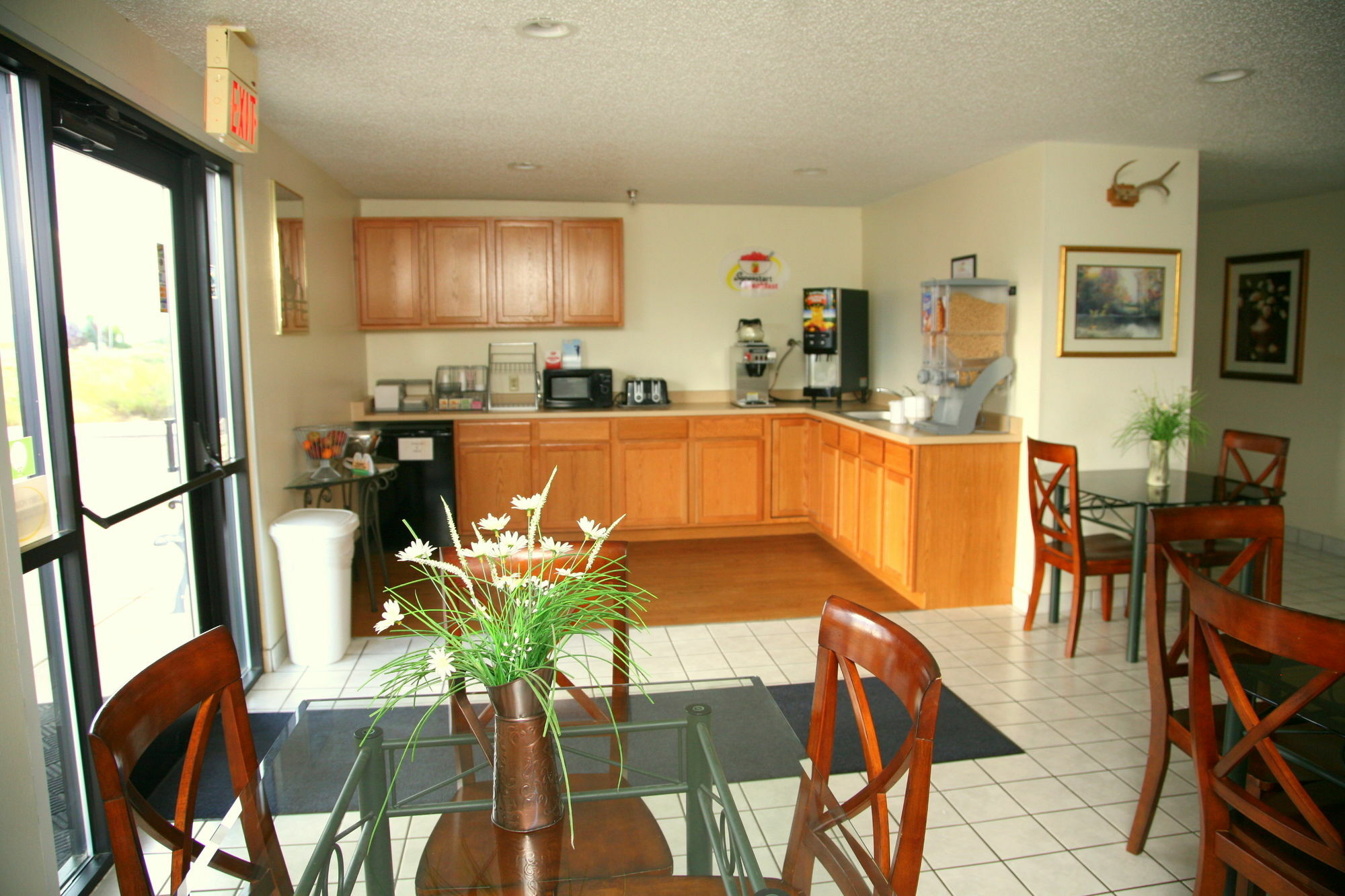 Super 8 By Wyndham Florence Co Buitenkant foto