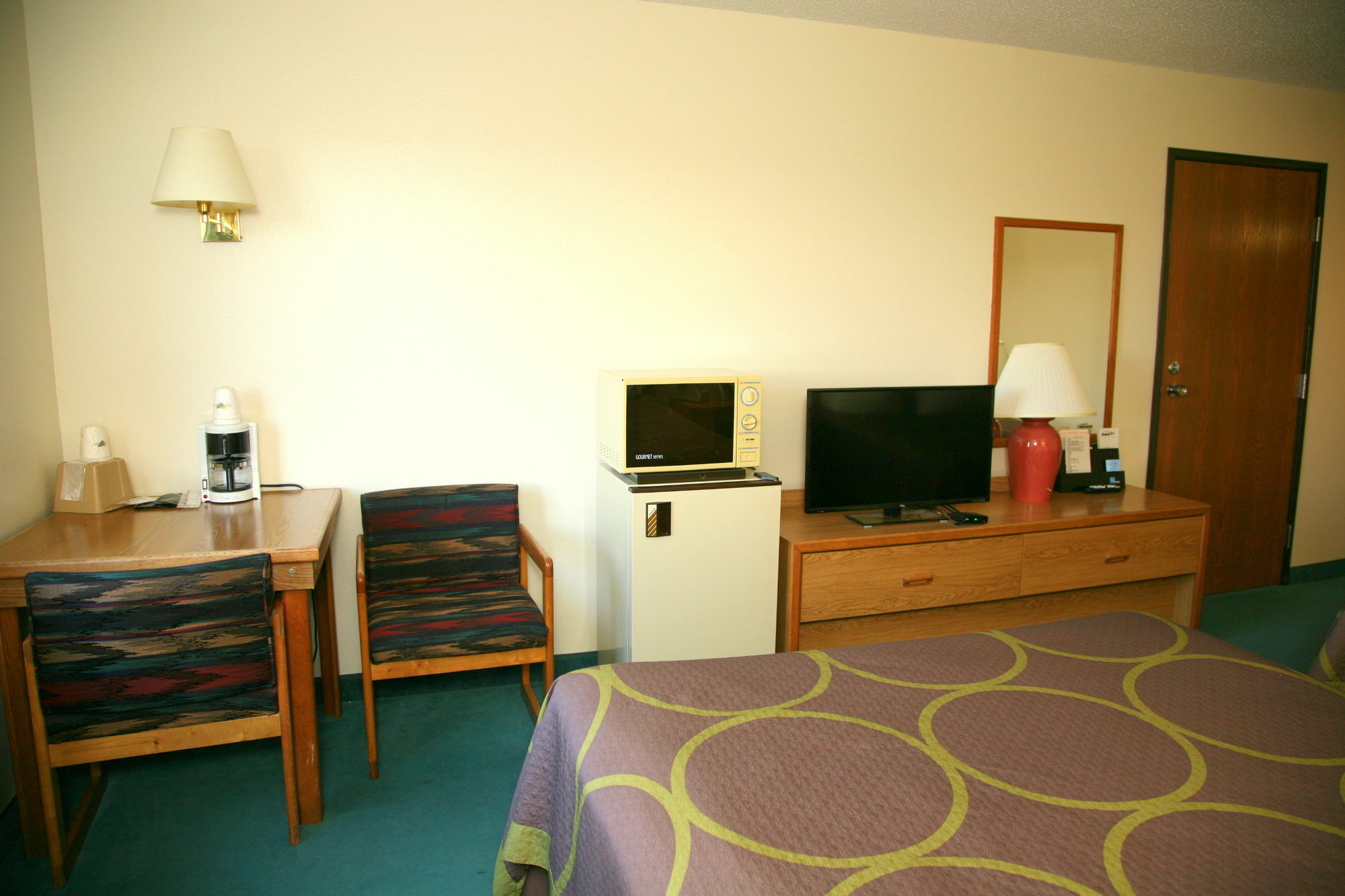 Super 8 By Wyndham Florence Co Buitenkant foto